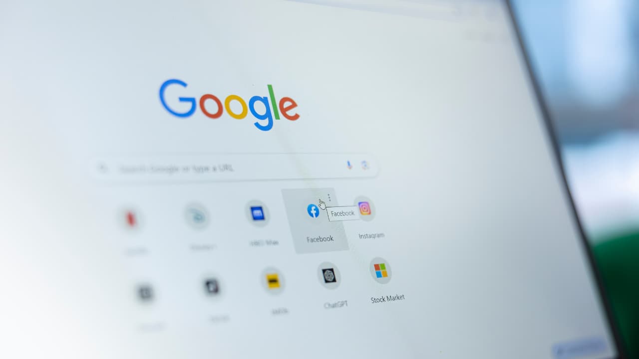 Como funcionam os motores de busca
